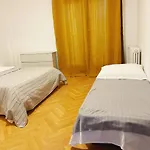 Venice Station Apartment